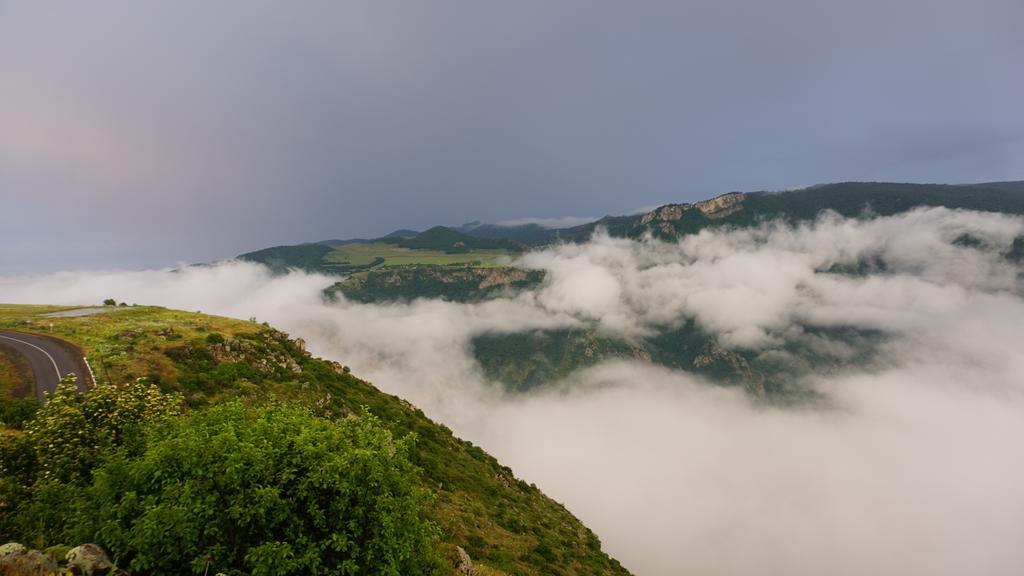 Wings Of Tatev Private Villa Halidzor ภายนอก รูปภาพ